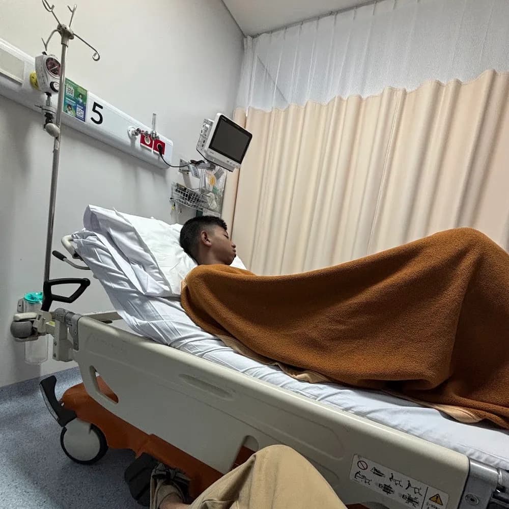 EMC Alam Sutera Hospital Emergency Room