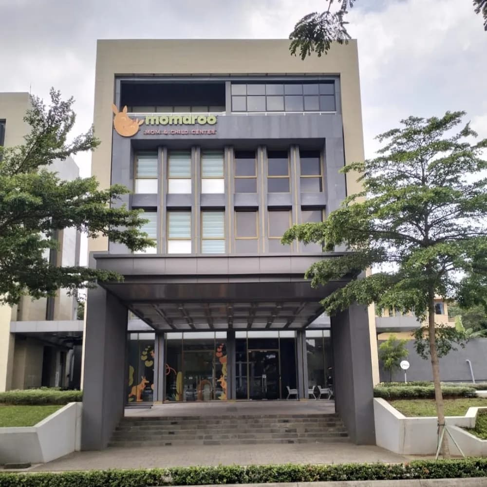 Klinik Momaroo Mom & Child Center BSD