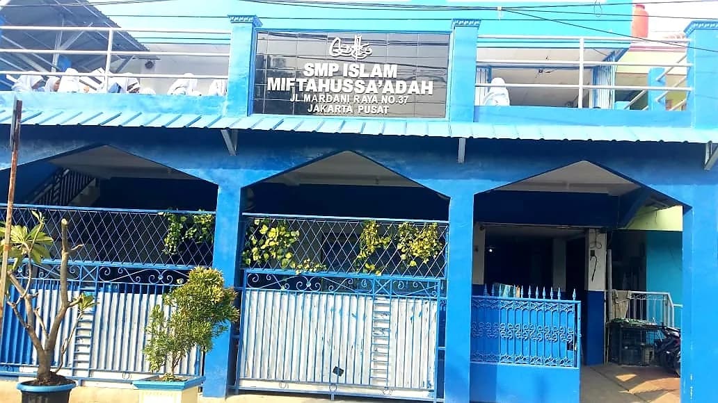 SMP ISLAM MIFTAHUSSAADAH — Kemendikdasmen