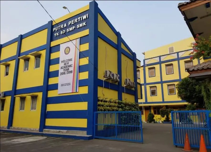 Putra Pertiwi