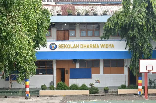 Dharma Widya