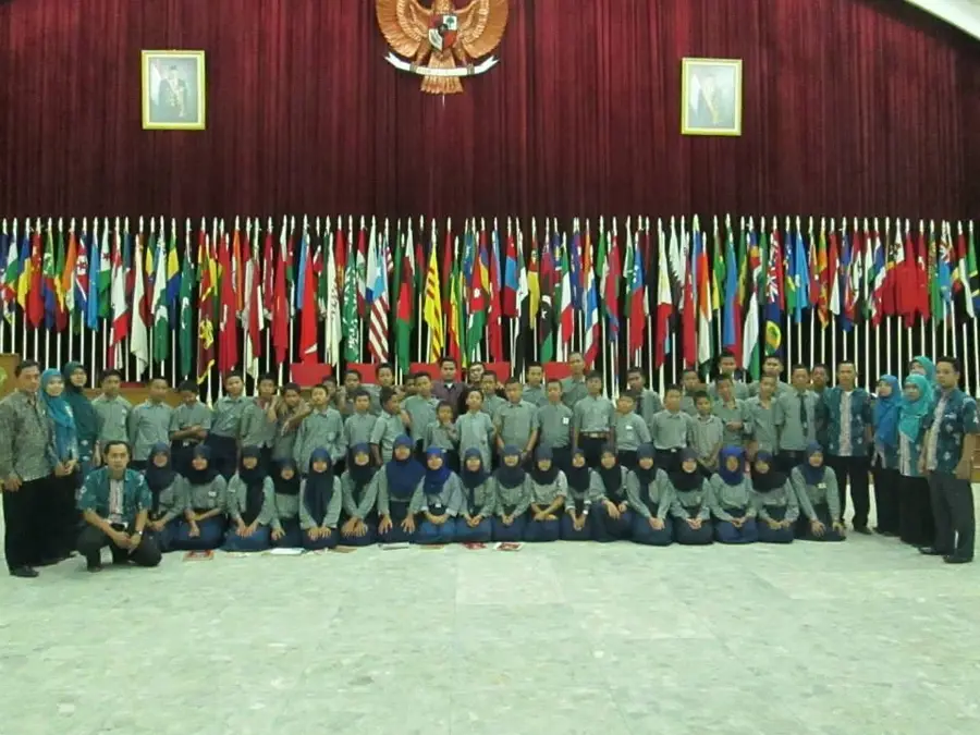 SMP AL BARKAH BATUCEPER