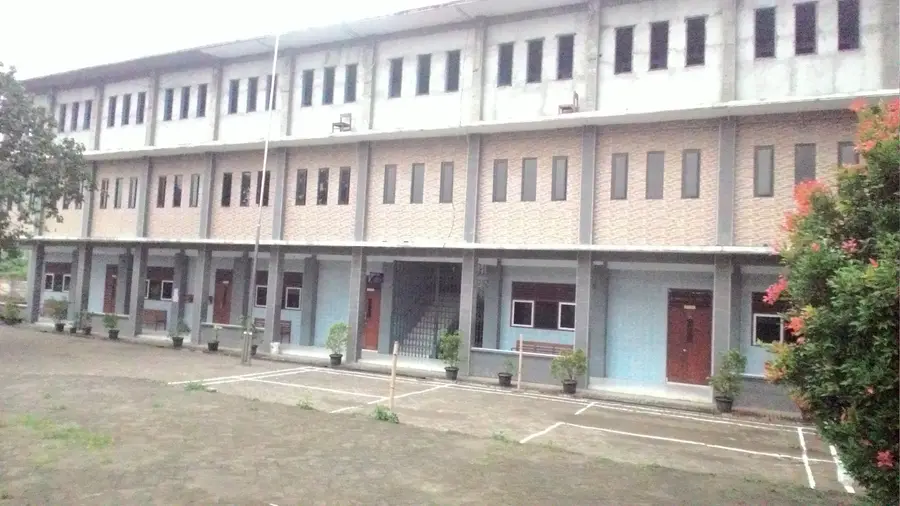 SMP AL-BAYYINAH